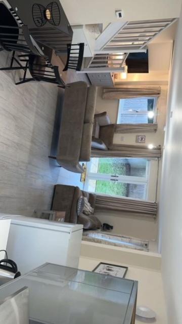 2 Grove Gardens,, Fenton