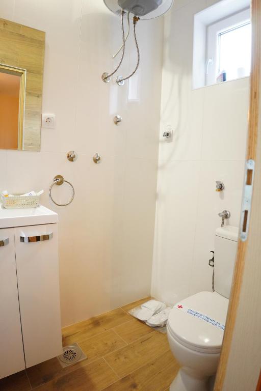 Apartmani Kula Novi Banovci Svetosavska 137 - 5