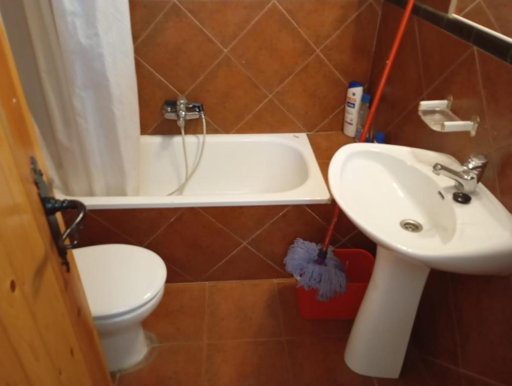 Apartamento pie de pista Maribel - 2