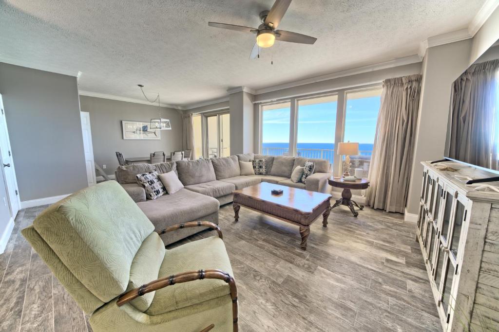 Oceanfront Paradise in Gated Community - 2304 condo, Panama City Beach