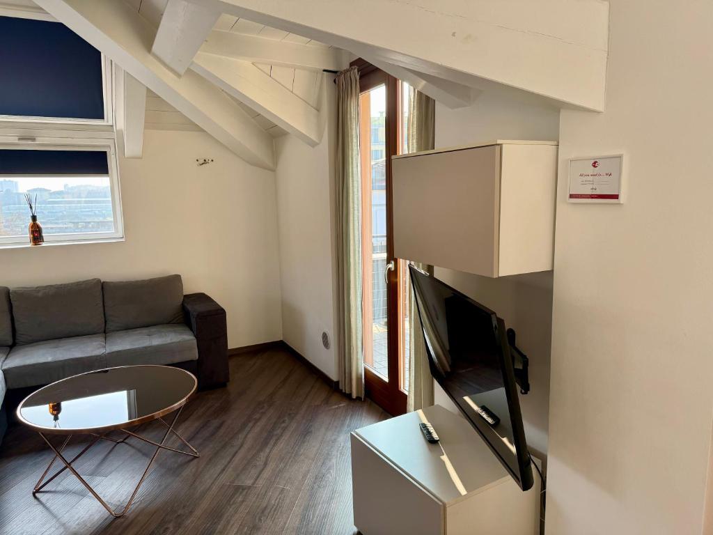 Rooftop Scalo Farini-3 min from the Lancetti metro - 5