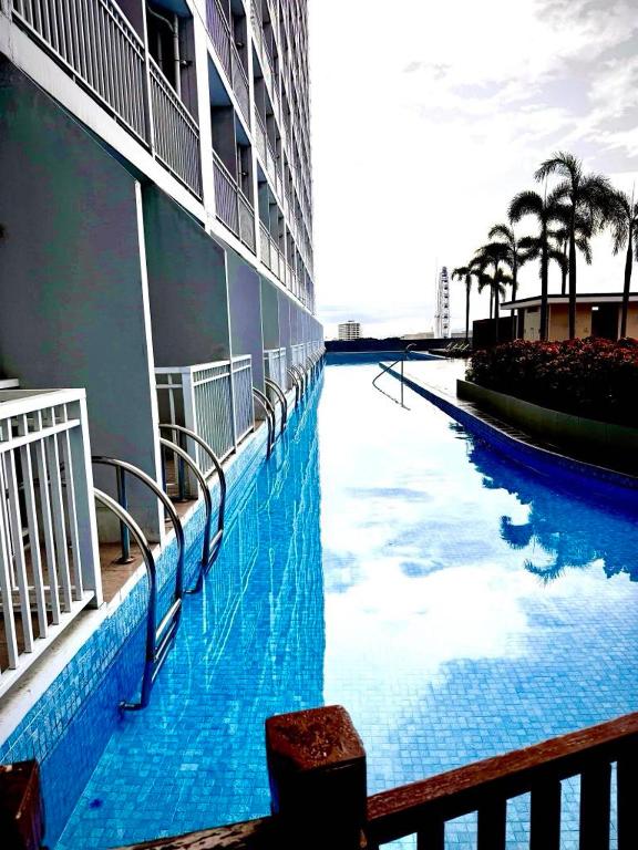 Breeze Haven, Manila