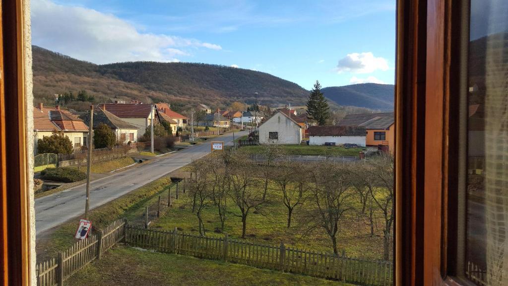Cserhatvolgy Panzio photo
