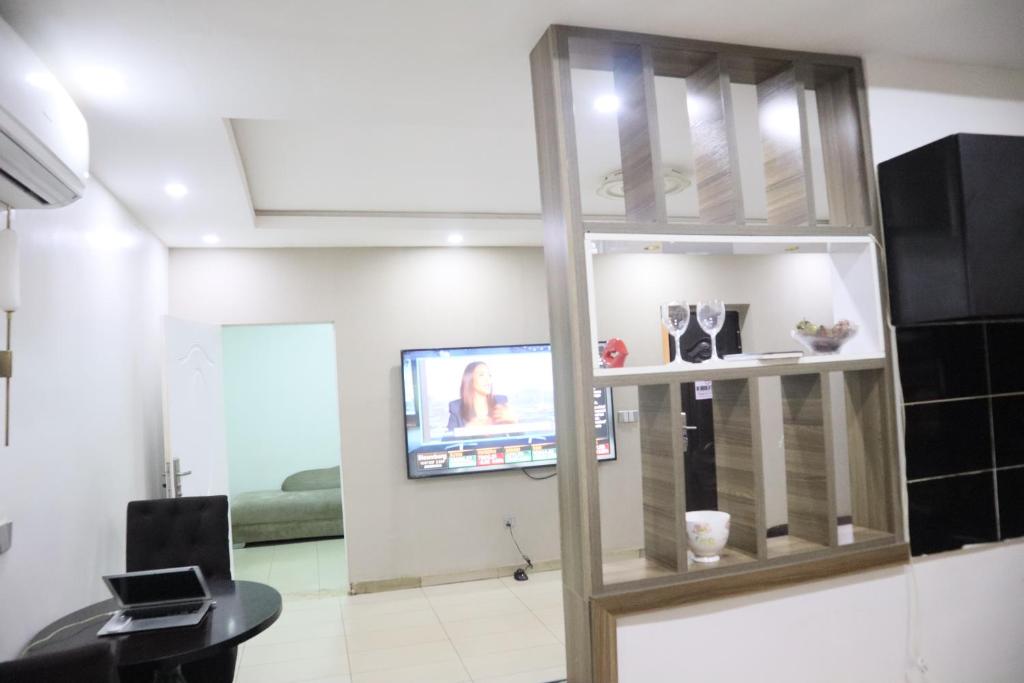 Serviced Apartment Direct, Abudža