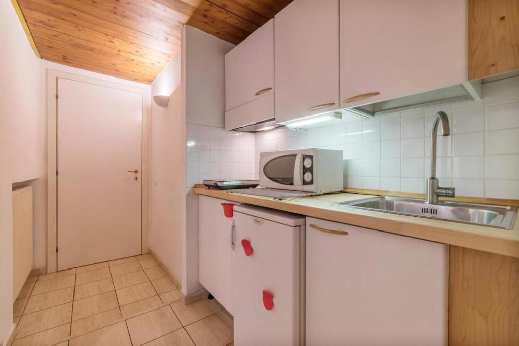 Romeathome146 - Monti - 2