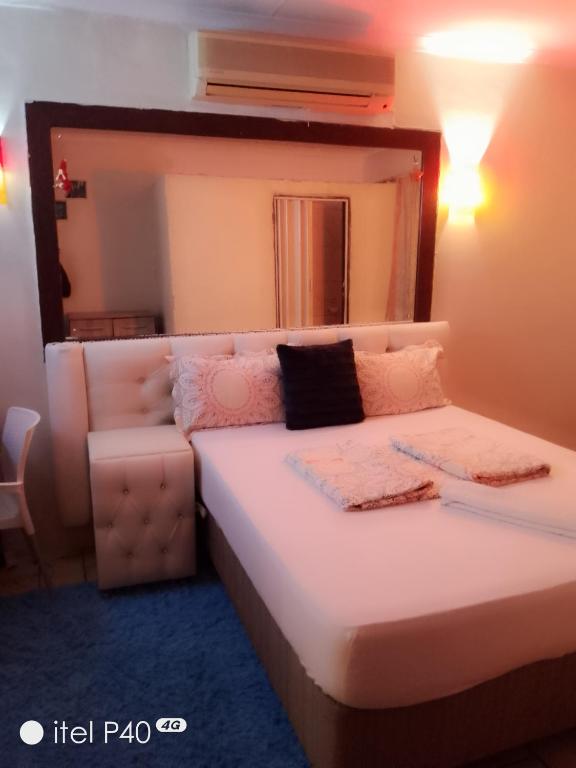 Golden Gate Guest House, Mahikeng