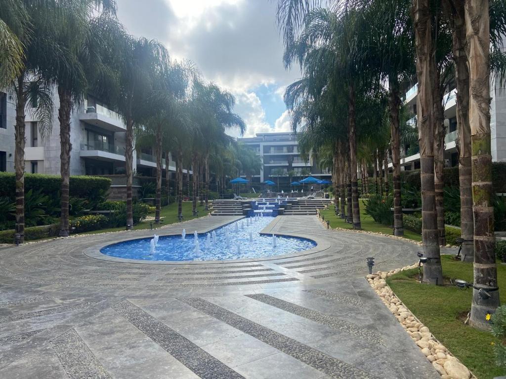 Peaceful Patio 2BR at AUC & Westin Hotel