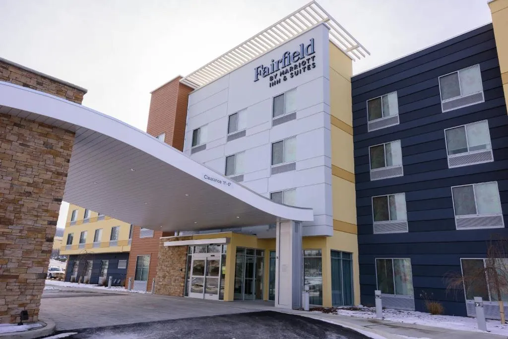 Fairfield Inn & Suites Scranton Montage Mountain，位于Moosic的酒店