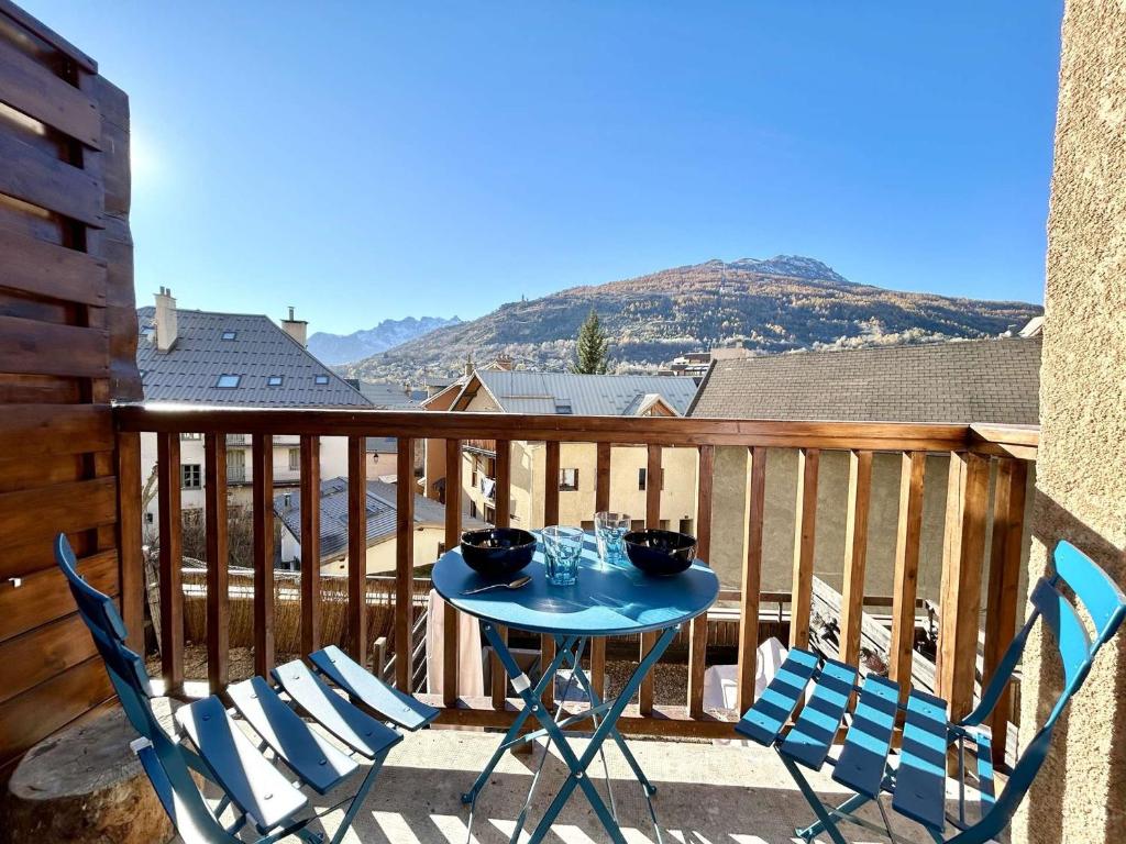 Studio rénové pour 4 pers avec balcon et parking à Briançon - FR-1-330C-149 - 2