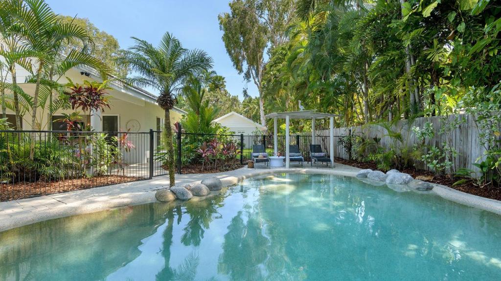 Sorrento Breeze, Port Doulgas, Port Douglas