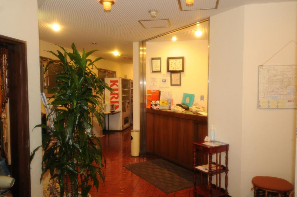 Hotel Kangetsuso photo