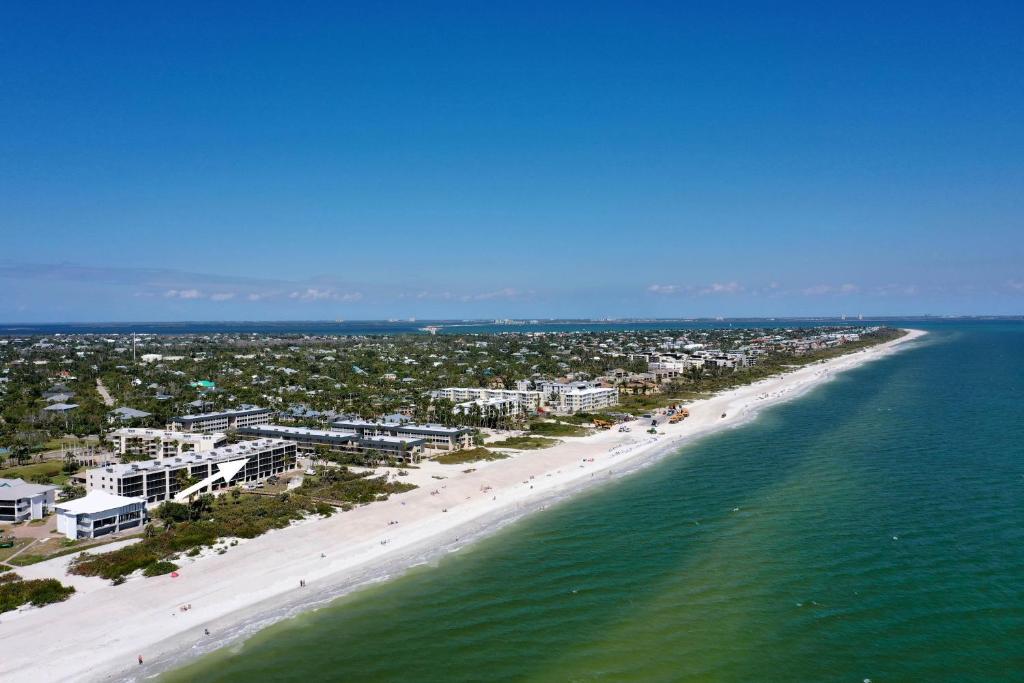 Compass Point #133, Sanibel