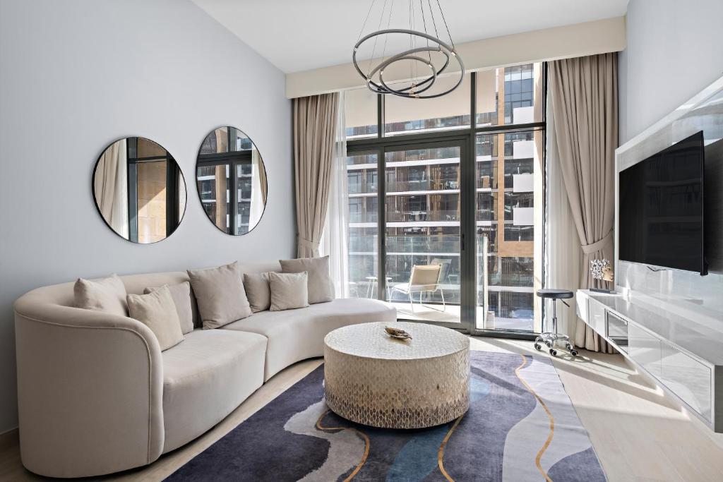 1BR Azizi Riviera B7, Pool View, Dubaï