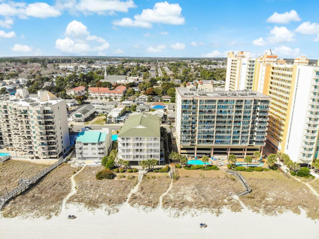 Oceanfront 305, Enjoy, Shop, Walk to Beach Bars, Main Street, Myrtle Beach