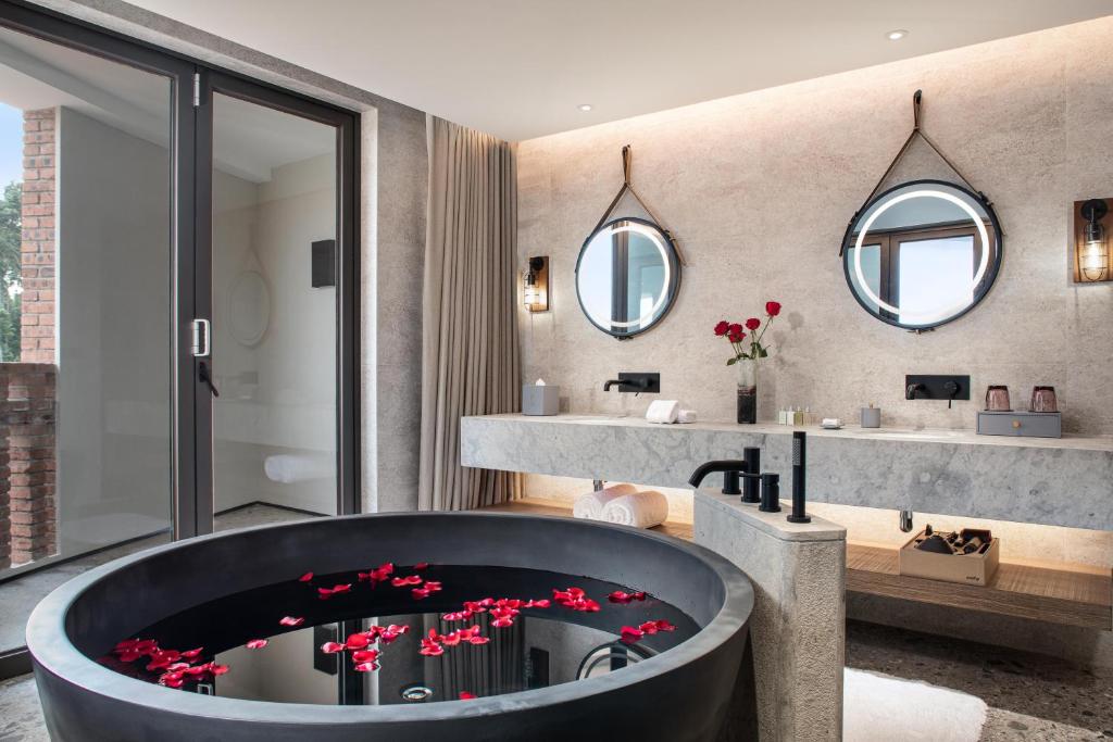 DongFengYun Hotel Mi'Le - MGallery Collection バスルーム（客室）