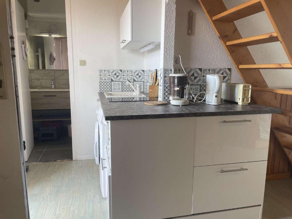 SP520-M344 Appartement 2 pièces SAINT PIERRE LA MER - 3