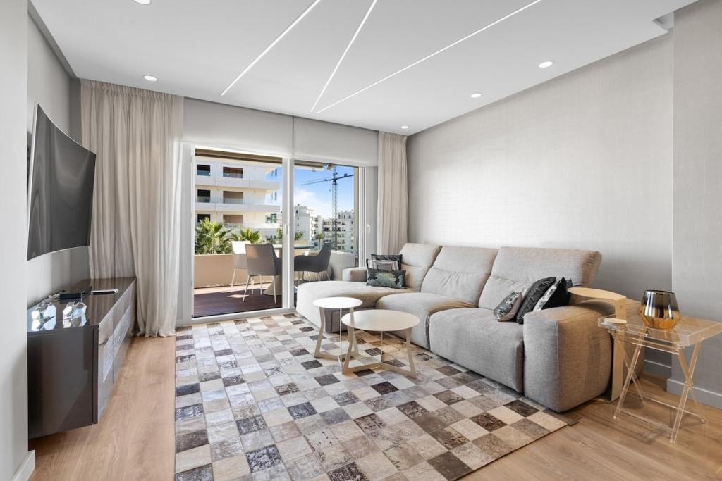 Modern and Stylish in Nueva Andalucia - RDR462, Marbella