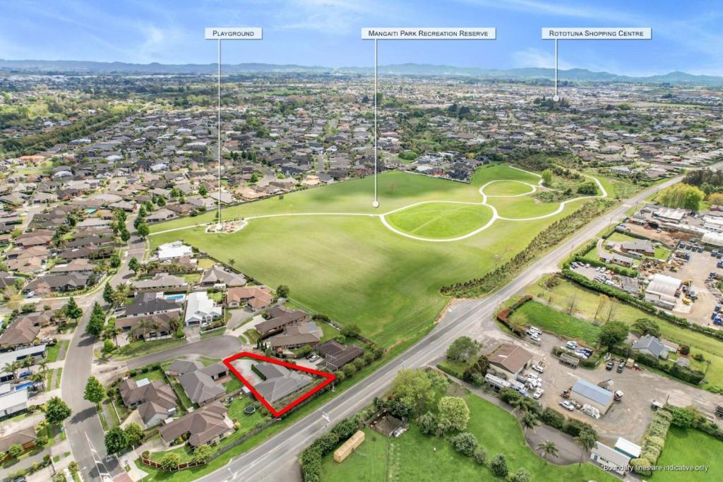 Comfort, Quiet, Central - By KOSH BNB, Hamilton