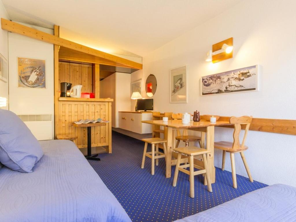 Studio lumineux · Ski aux pieds · Balcon sud · 4 couchages - 2