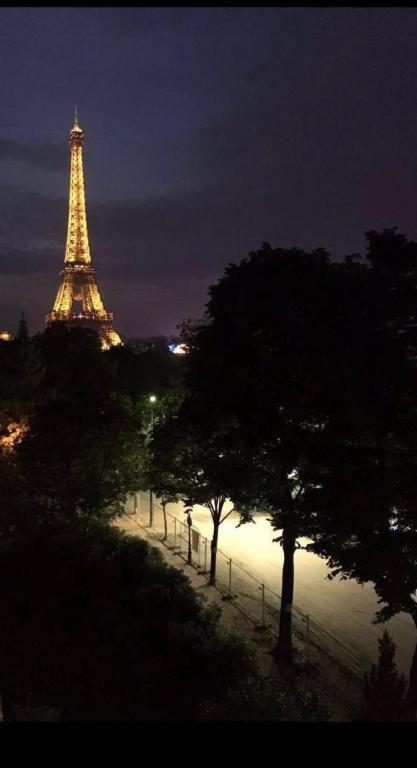 Beautiful Studio Paris Eiffel Tower - 2