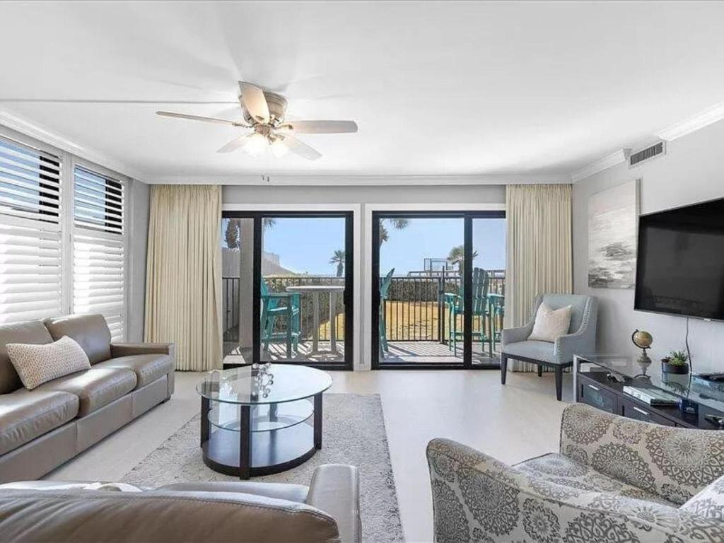 Emerald Towers 0101, Destin