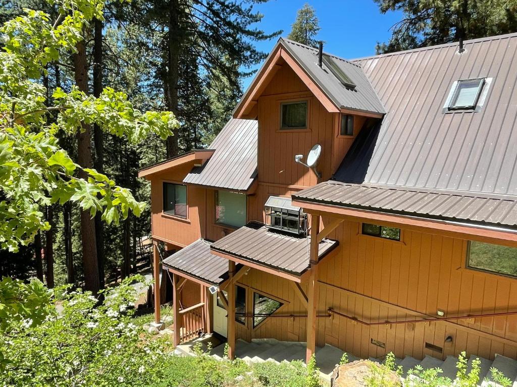 Chalet Yosemite, Yosemite West