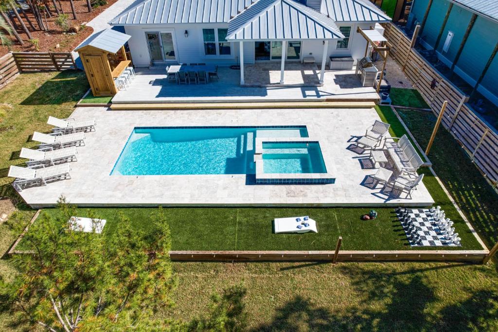 Tranquility and Nearby Beach Access Private Oasis, Santa Rosa Beach