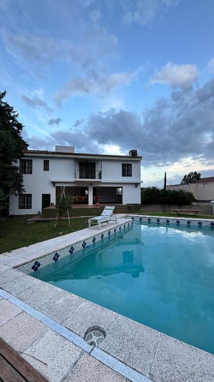 Gran casa en Villa Del Lago - 5