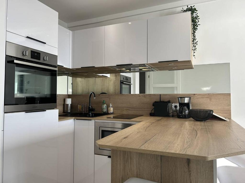 Appartement rénové avec garage et climatisation au Lavandou - FR-1-251-850 - 5