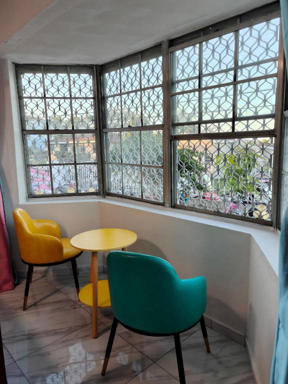 View, Da Pink And White Palace in Nassau