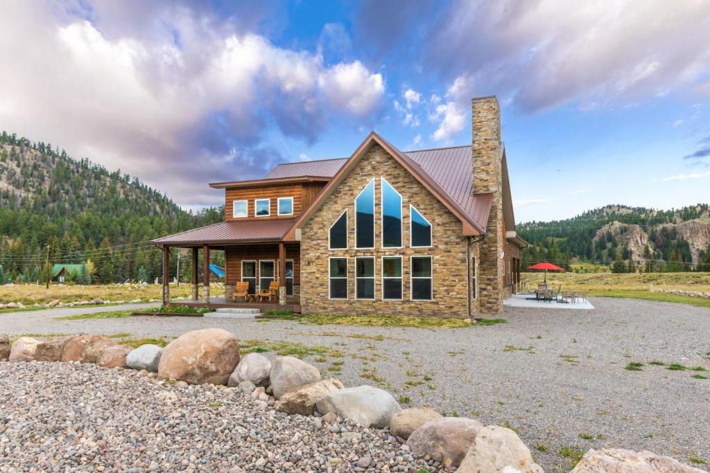 MountainAire, South Fork