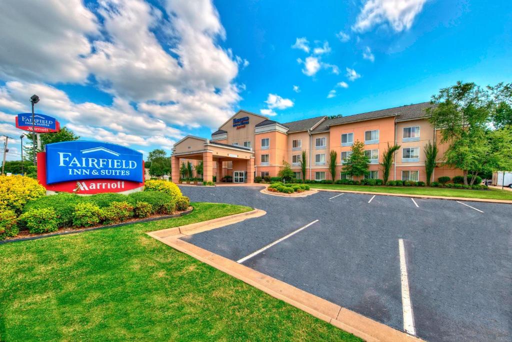 Fairfield by Marriott Russellville, Russellville