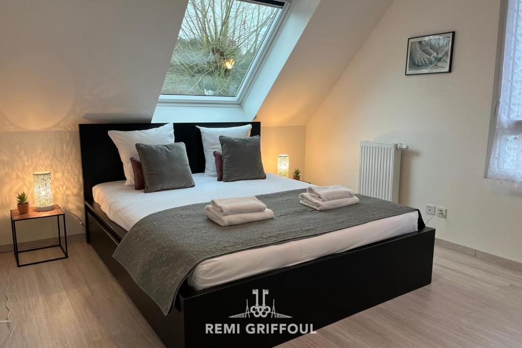 Les 4 éléments 4 Balcony Elevator & Private Parking Sleeps 4 - 3