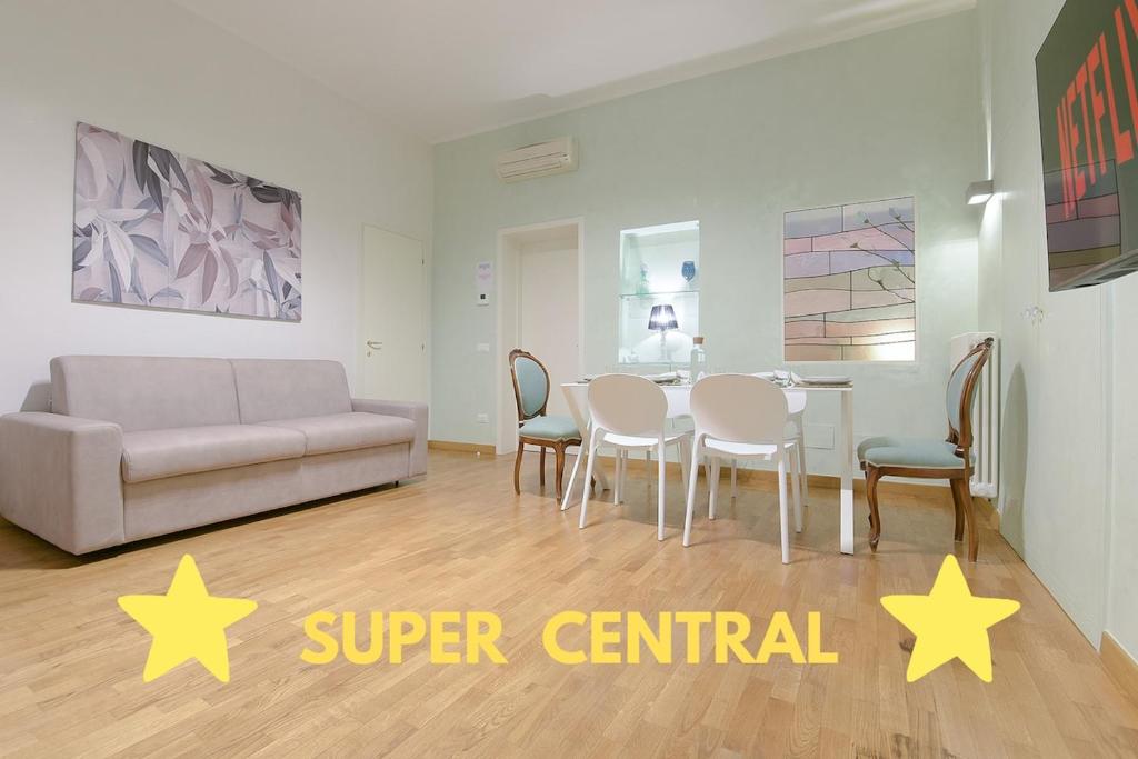 SUPER CENTRAL - Antique flat, Boloňa