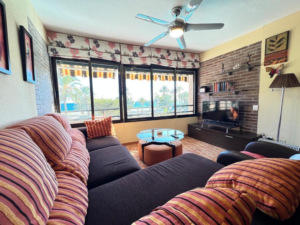 PUSHE Playa Velilla Beach & Tradition 5, Almuñécar