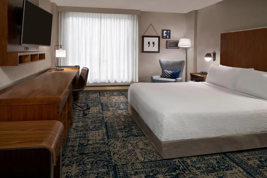 Four Points by Sheraton Hotel & Conference Centre Gatineau-Ottawa, hotel in Gatineau