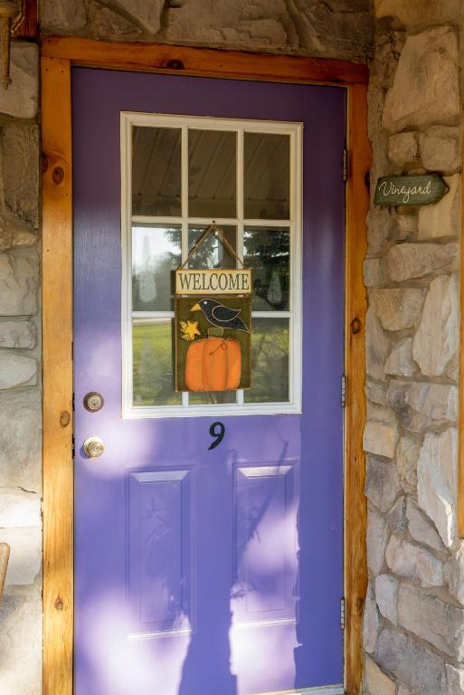 Savannah House Wine Country Inn & Cottages photo