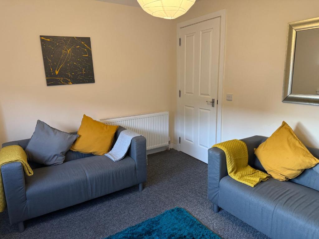 103 Nelson st Attic flat, Largs