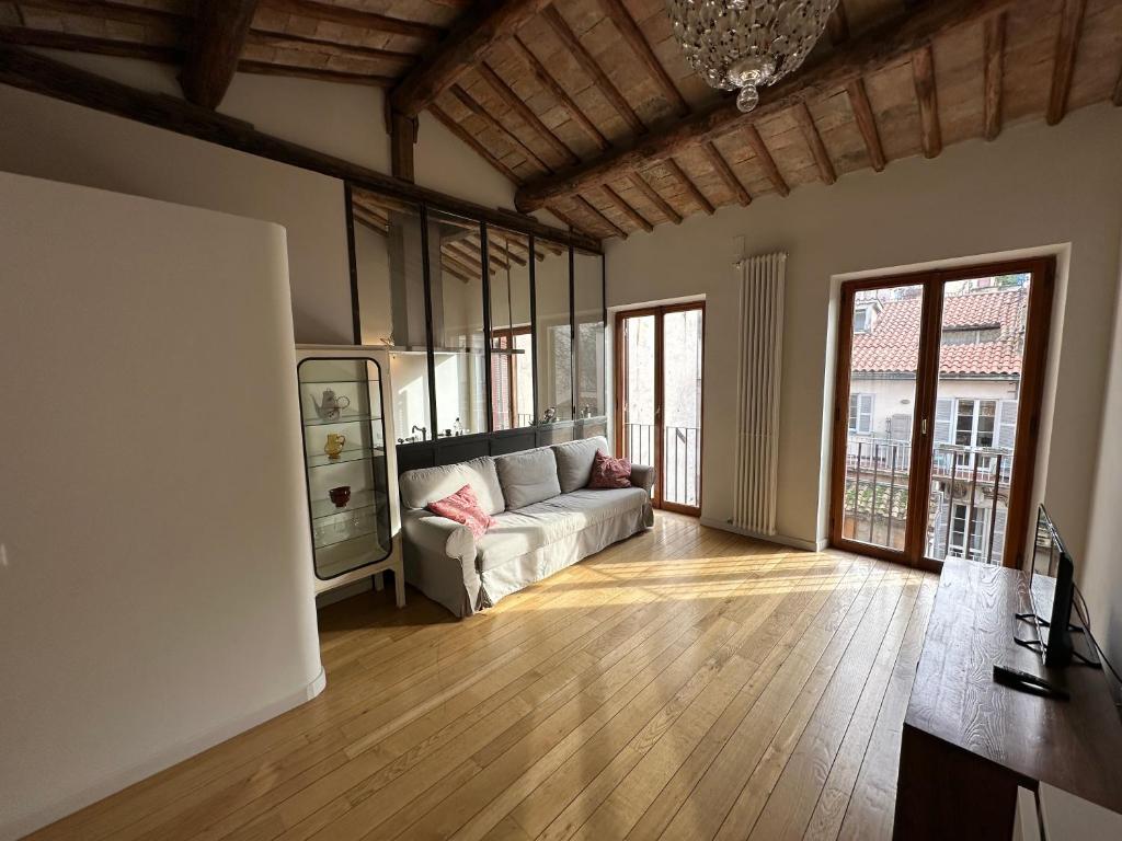 Greci Suite, Roma