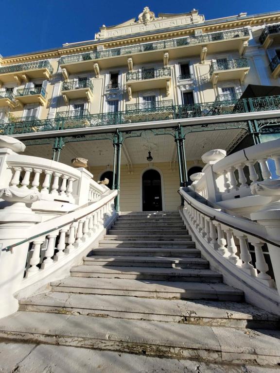 Le Beau Site - 3