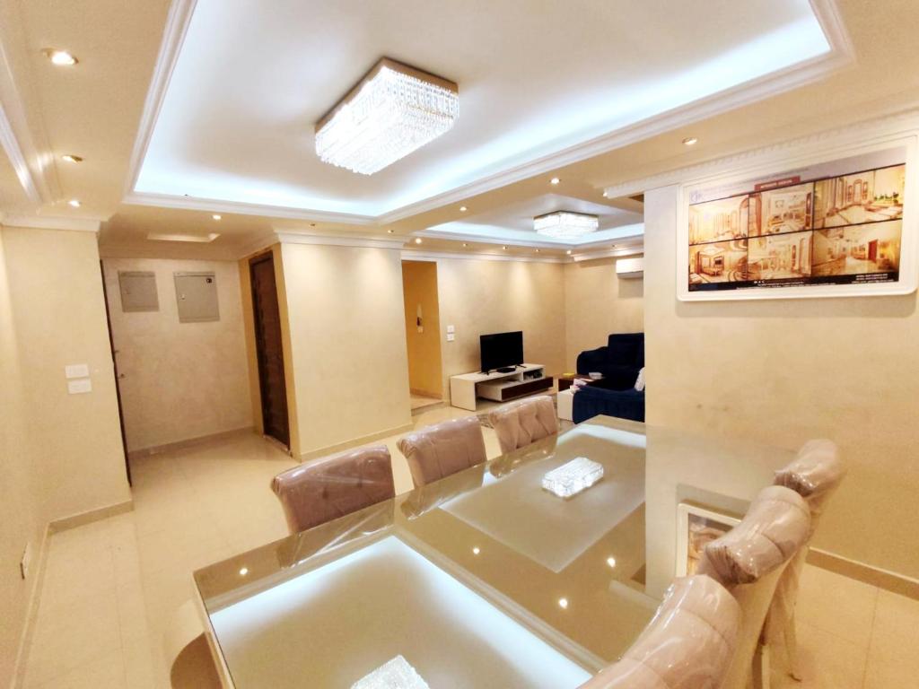 Furnished Flat In Rehab New Cairo, Káhira