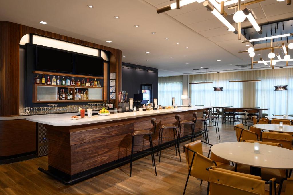 Courtyard by Marriott Charlotte Waverly ラウンジ