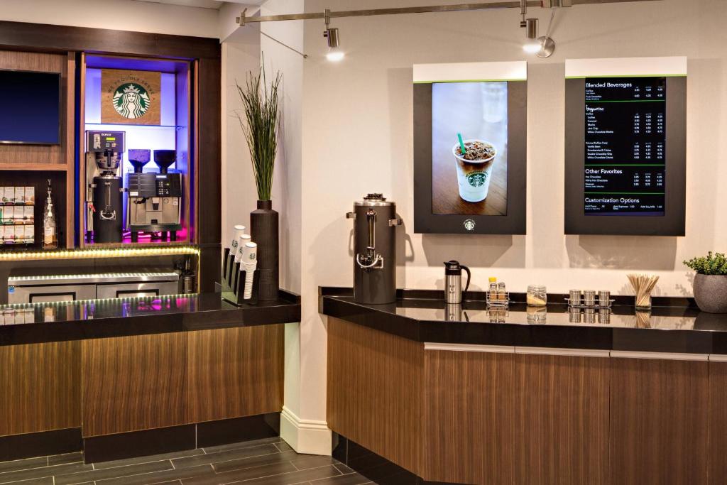 Restaurant, Houston Marriott South at Hobby Airport in Houston (TX)