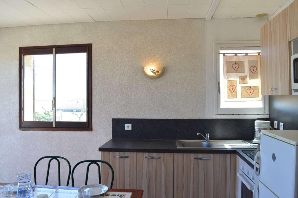 SP930-004 Appartement 3 pièces 4 couchages SAINT PIERRE LA MER - 4