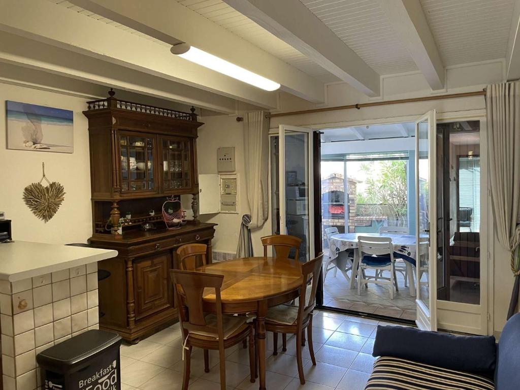 SP720-010 Maison 4 pièces SAINT PIERRE LA MER - 3