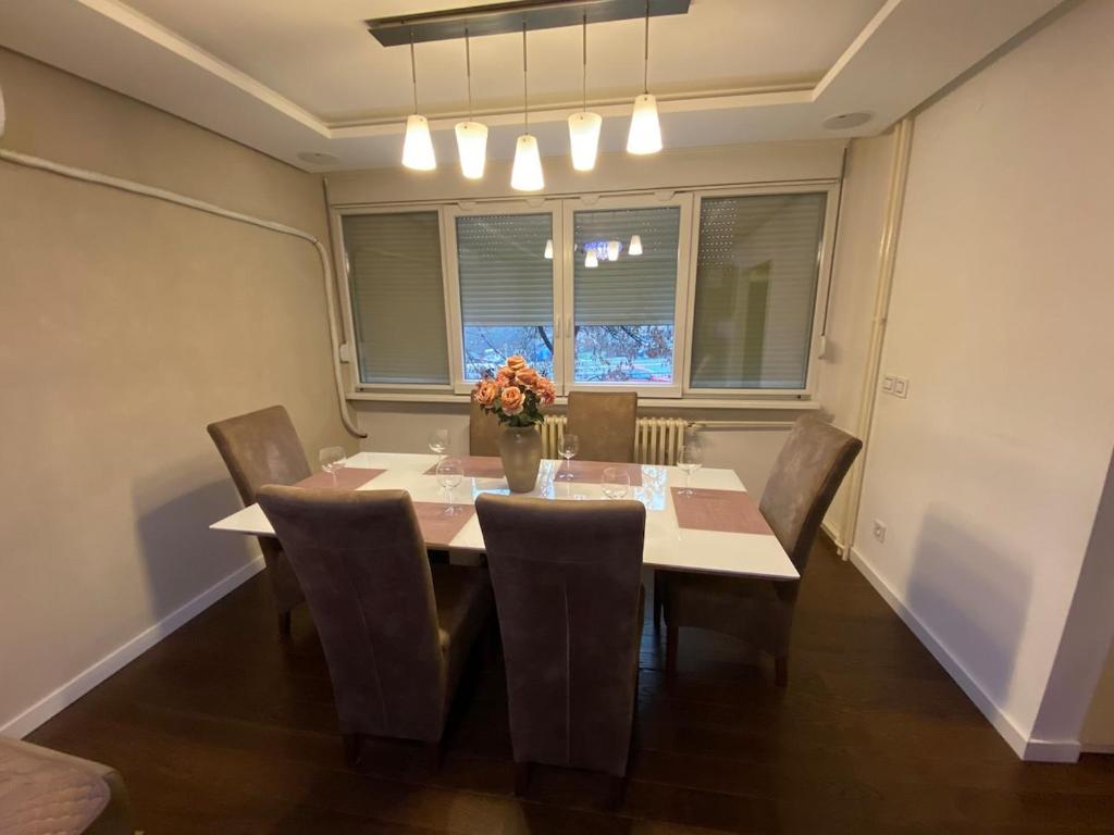 Belgrade Apartment PetraLUX - 4