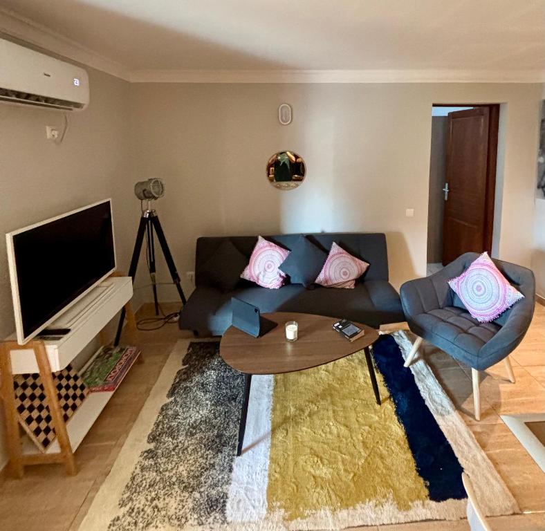 Cozy apartment with a relaxing terrace, 10 min from beaches and restaurants, Marigot