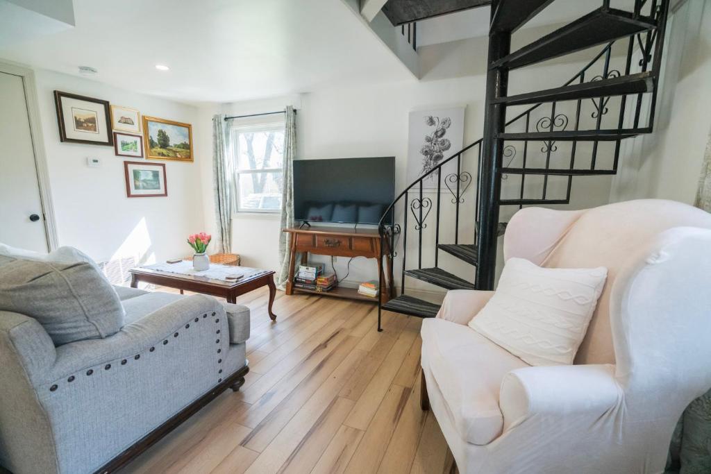 Hadley Hideaway Cottage, Hadley