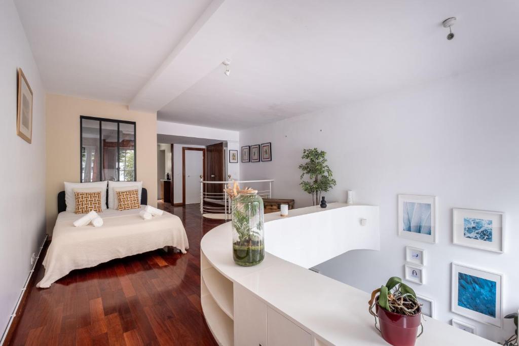 Loft d Exception au Pied des Champs-Élysées - 3