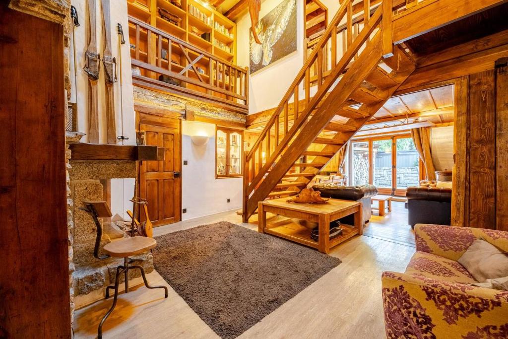 Marmotte Mountain Manor - 2